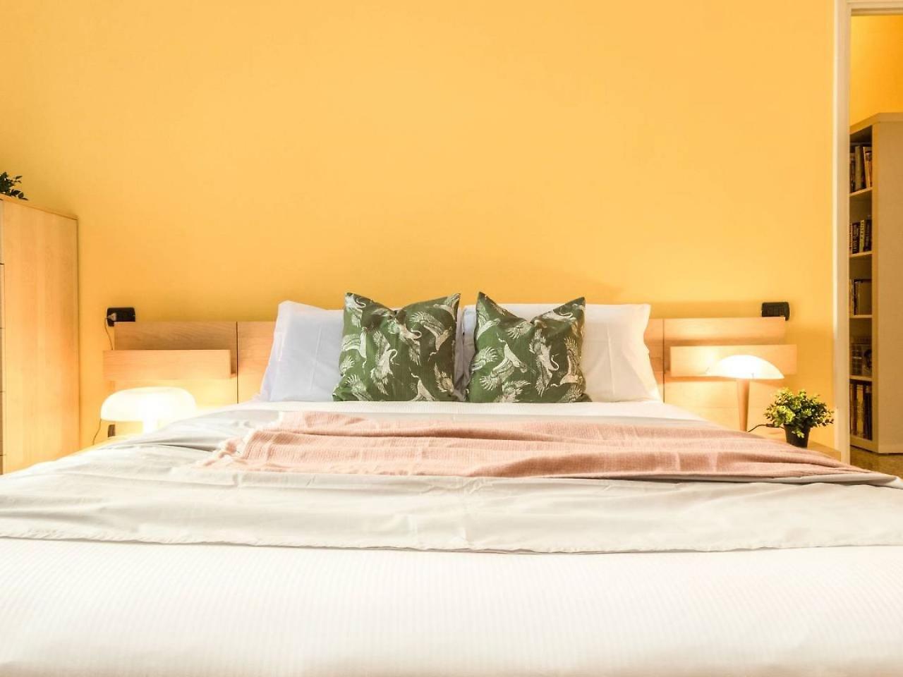 Hintown Crescenzago Apartment Milan Bagian luar foto